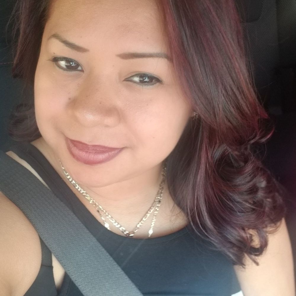 Meet your Posher, Nohemy